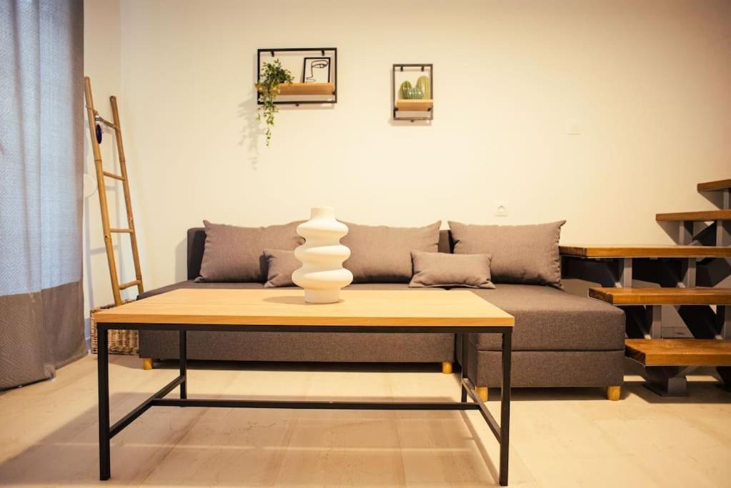 Maisonette * Volos